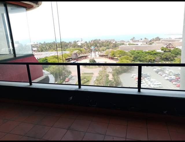 3 BEDROOM APARTMENT TO LET IN POINT WATERFRONT